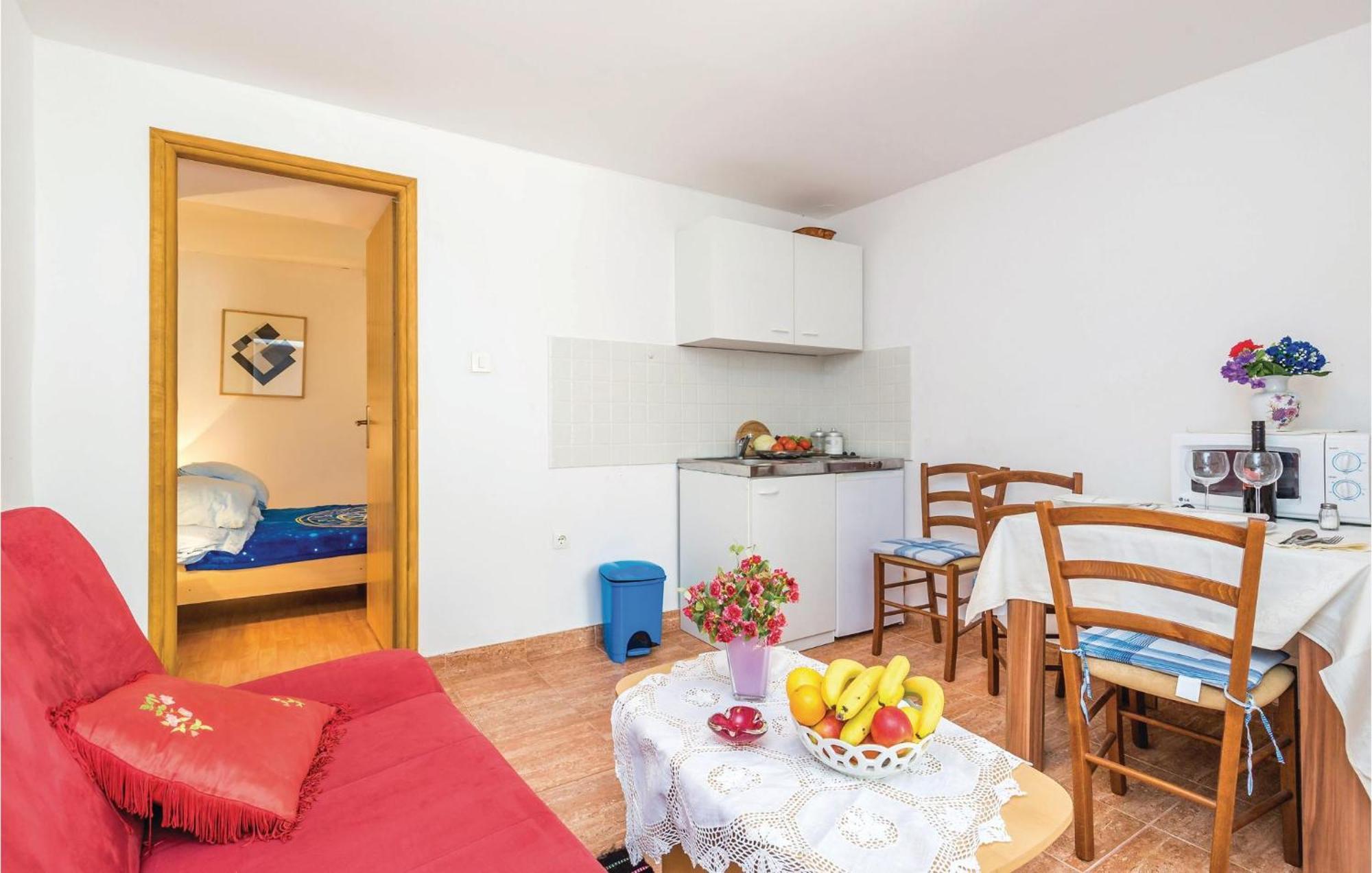1 Bedroom Nice Apartment In Senj Senj  Zewnętrze zdjęcie