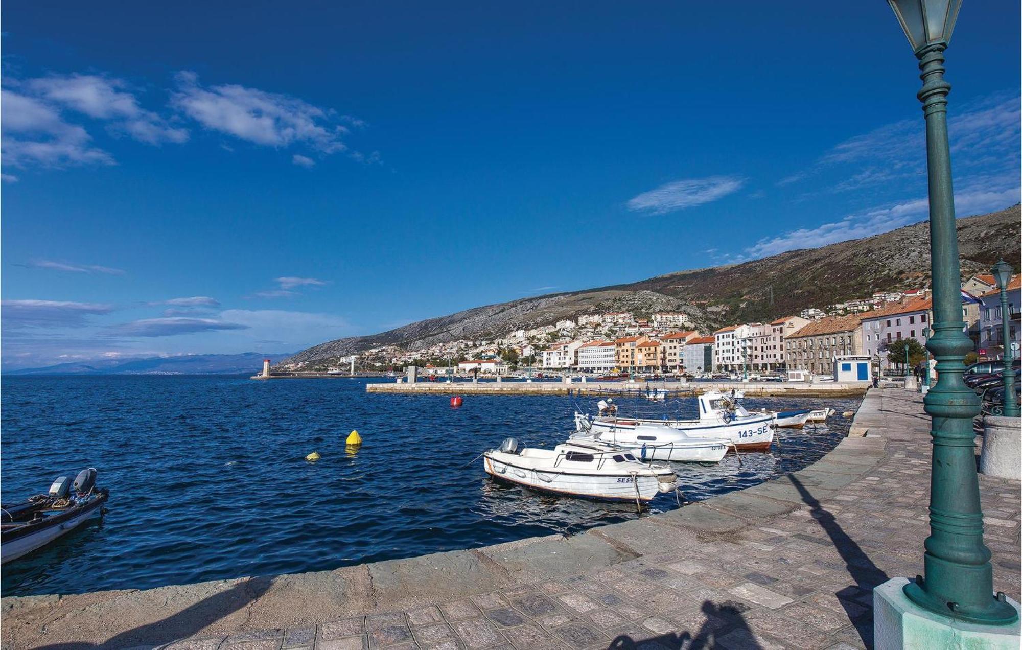 1 Bedroom Nice Apartment In Senj Senj  Zewnętrze zdjęcie